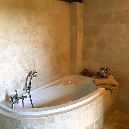 Le Balcon Du Fetre Bed & Breakfast